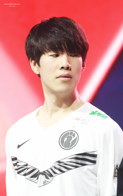 的立场回应 的立场回应